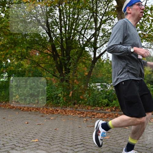 11.10.2026 - Bramfelder Halbmarathon 2026 J. Mangold http://msf.ph/oto/10823627 11.10.2026 10:33:37 Laufen 65, 70, 195 meine-sportfotos.de