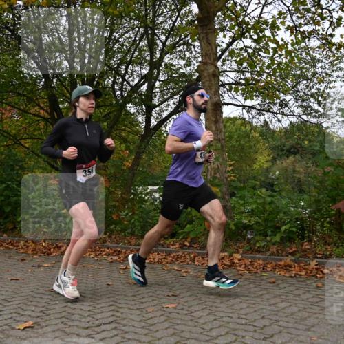11.10.2026 - Bramfelder Halbmarathon 2026 J. Mangold http://msf.ph/oto/10823721 11.10.2026 10:34:25 Laufen 44, 303, 356, 439, 444, 822 meine-sportfotos.de