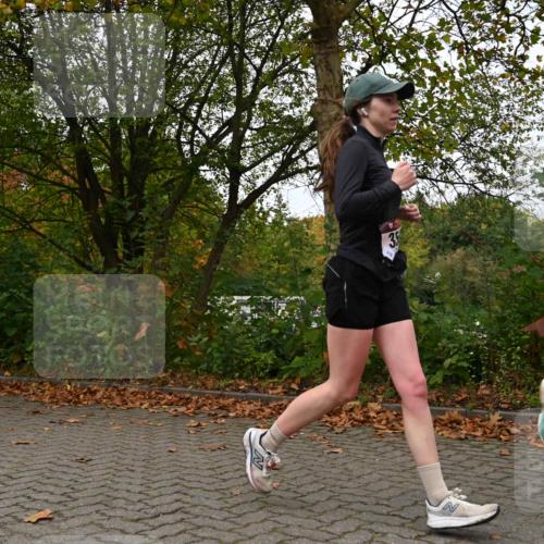 11.10.2026 - Bramfelder Halbmarathon 2026 J. Mangold http://msf.ph/oto/10823725 11.10.2026 10:34:25 Laufen 44, 303, 356, 439, 444, 822 meine-sportfotos.de