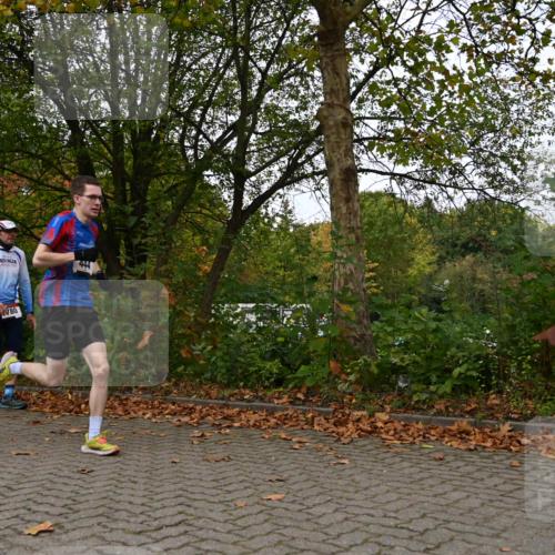 11.10.2026 - Bramfelder Halbmarathon 2026 J. Mangold http://msf.ph/oto/10823729 11.10.2026 10:34:26 Laufen 44, 303, 356, 439, 444, 780, 822 meine-sportfotos.de