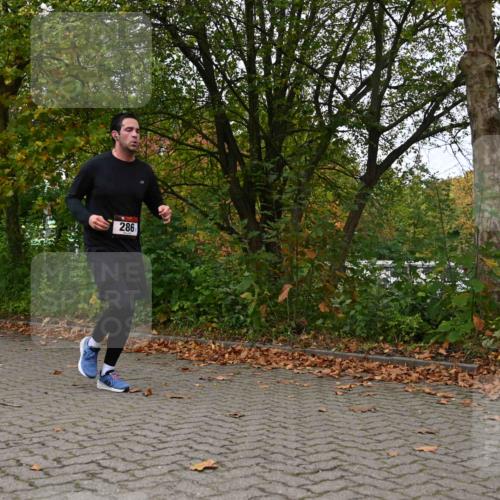 11.10.2026 - Bramfelder Halbmarathon 2026 J. Mangold http://msf.ph/oto/10823744 11.10.2026 10:34:50 Laufen 116, 164, 286, 539 meine-sportfotos.de