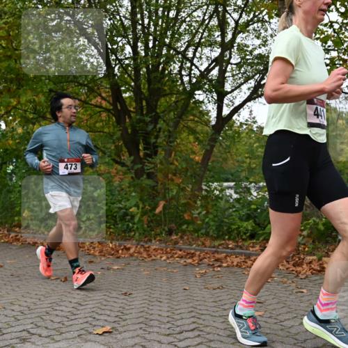 11.10.2026 - Bramfelder Halbmarathon 2026 J. Mangold http://msf.ph/oto/10823761 11.10.2026 10:34:58 Laufen 441, 473 meine-sportfotos.de