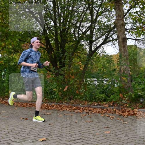 11.10.2026 - Bramfelder Halbmarathon 2026 J. Mangold http://msf.ph/oto/10823818 11.10.2026 10:35:27 Laufen 98, 232, 489 meine-sportfotos.de