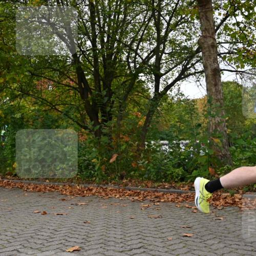 11.10.2026 - Bramfelder Halbmarathon 2026 J. Mangold http://msf.ph/oto/10823826 11.10.2026 10:35:28 Laufen 98, 232, 489 meine-sportfotos.de