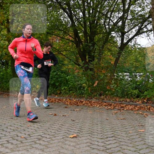 11.10.2026 - Bramfelder Halbmarathon 2026 J. Mangold http://msf.ph/oto/10823844 11.10.2026 10:35:55 Laufen 729, 808 meine-sportfotos.de