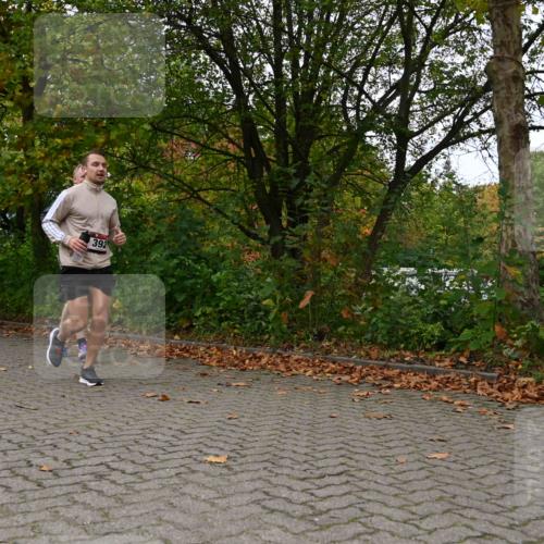 11.10.2026 - Bramfelder Halbmarathon 2026 J. Mangold http://msf.ph/oto/10823887 11.10.2026 10:36:36 Laufen 371, 392, 560 meine-sportfotos.de