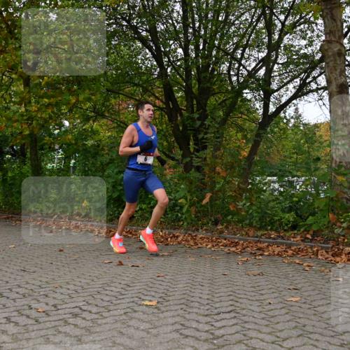 11.10.2026 - Bramfelder Halbmarathon 2026 J. Mangold http://msf.ph/oto/10823918 11.10.2026 10:36:43 Laufen 6, 371, 392, 560 meine-sportfotos.de