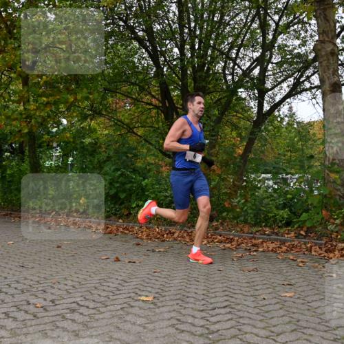 11.10.2026 - Bramfelder Halbmarathon 2026 J. Mangold http://msf.ph/oto/10823920 11.10.2026 10:36:43 Laufen 6, 371, 392, 560 meine-sportfotos.de