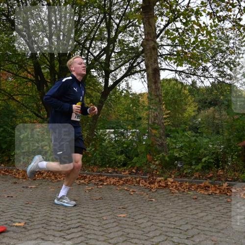 11.10.2026 - Bramfelder Halbmarathon 2026 J. Mangold http://msf.ph/oto/10824001 11.10.2026 10:38:24 Laufen 228, 799 meine-sportfotos.de