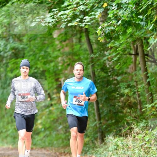 11.10.2026 - Bramfelder Halbmarathon 2026 Dr. Thomas Lammeyer http://msf.ph/oto/10824016 11.10.2026 10:40:05 Laufen 562, 563 meine-sportfotos.de