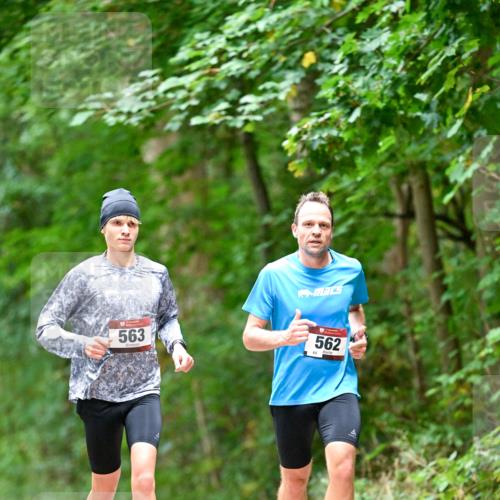 11.10.2026 - Bramfelder Halbmarathon 2026 Dr. Thomas Lammeyer http://msf.ph/oto/10824031 11.10.2026 10:40:06 Laufen 563, 562 meine-sportfotos.de
