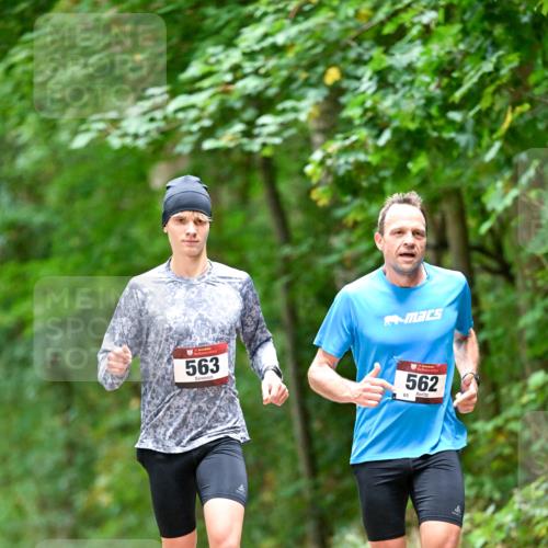 11.10.2026 - Bramfelder Halbmarathon 2026 Dr. Thomas Lammeyer http://msf.ph/oto/10824042 11.10.2026 10:40:07 Laufen 563, 562, 65 meine-sportfotos.de
