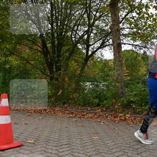 11.10.2026 - Bramfelder Halbmarathon 2026 J. Mangold http://msf.ph/oto/10824043 11.10.2026 10:39:06 Laufen 409, 493 meine-sportfotos.de