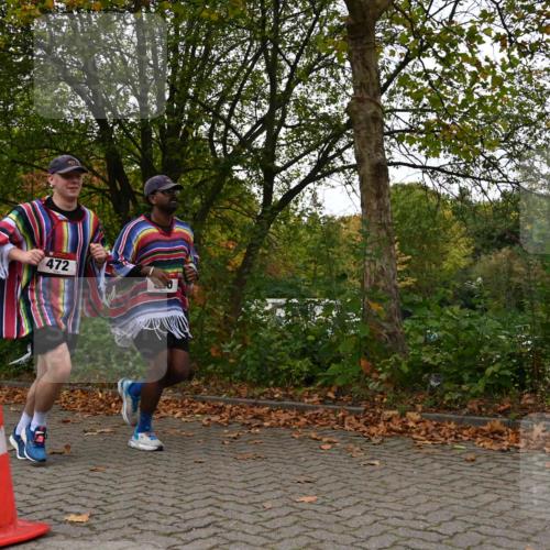 11.10.2026 - Bramfelder Halbmarathon 2026 J. Mangold http://msf.ph/oto/10824067 11.10.2026 10:39:42 Laufen 472, 520 meine-sportfotos.de