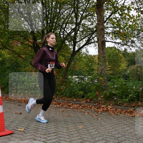 11.10.2026 - Bramfelder Halbmarathon 2026 J. Mangold http://msf.ph/oto/10824084 11.10.2026 10:39:53 Laufen 496 meine-sportfotos.de