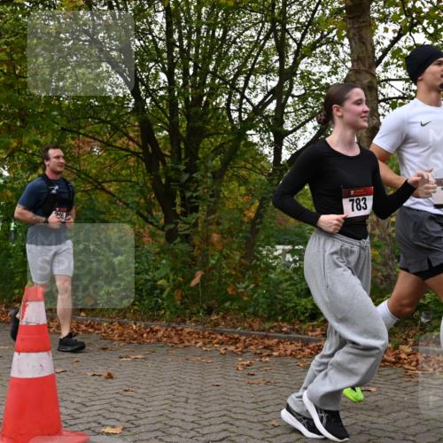11.10.2026 - Bramfelder Halbmarathon 2026 J. Mangold http://msf.ph/oto/10824135 11.10.2026 10:40:56 Laufen 205, 293, 783, 784 meine-sportfotos.de