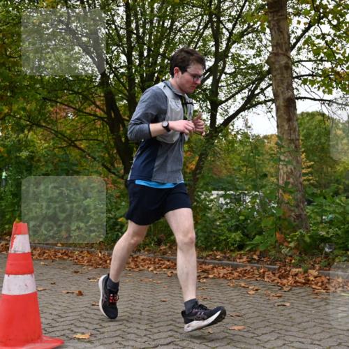 11.10.2026 - Bramfelder Halbmarathon 2026 J. Mangold http://msf.ph/oto/10824154 11.10.2026 10:40:58 Laufen 205, 293, 783, 784 meine-sportfotos.de