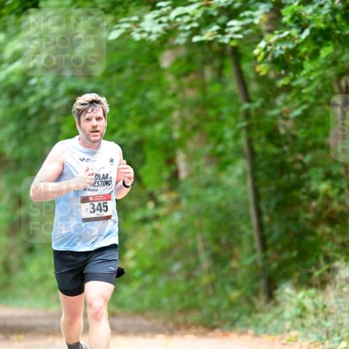 11.10.2026 - Bramfelder Halbmarathon 2026 Dr. Thomas Lammeyer http://msf.ph/oto/10824155 11.10.2026 10:41:30 Laufen 345 meine-sportfotos.de