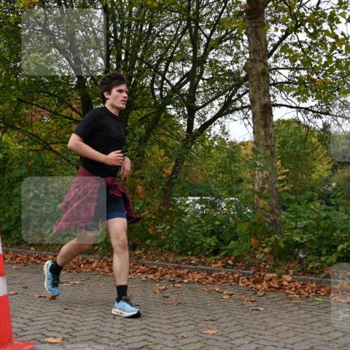 11.10.2026 - Bramfelder Halbmarathon 2026 J. Mangold http://msf.ph/oto/10824169 11.10.2026 10:41:03 Laufen 205, 293 meine-sportfotos.de