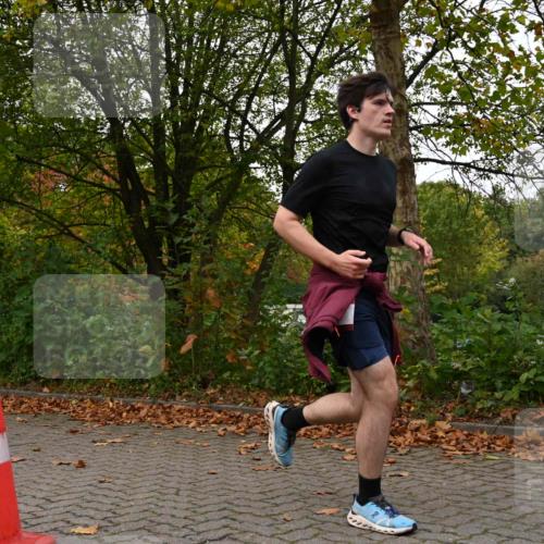11.10.2026 - Bramfelder Halbmarathon 2026 J. Mangold http://msf.ph/oto/10824173 11.10.2026 10:41:03 Laufen 205, 293 meine-sportfotos.de