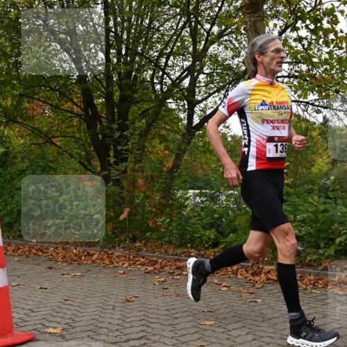 11.10.2026 - Bramfelder Halbmarathon 2026 J. Mangold http://msf.ph/oto/10824206 11.10.2026 10:41:43 Laufen 139, 358 meine-sportfotos.de