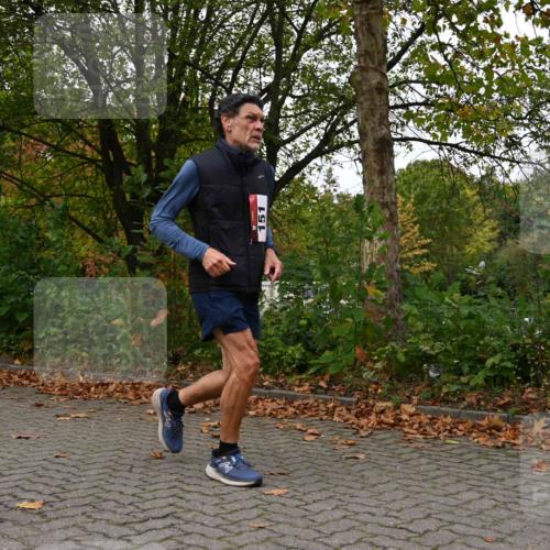 11.10.2026 - Bramfelder Halbmarathon 2026 J. Mangold http://msf.ph/oto/10824224 11.10.2026 10:42:00 Laufen 151, 585, 635 meine-sportfotos.de
