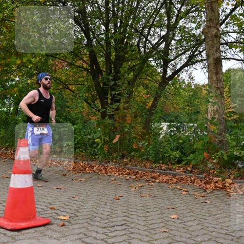 11.10.2026 - Bramfelder Halbmarathon 2026 J. Mangold http://msf.ph/oto/10824249 11.10.2026 10:42:18 Laufen 219 meine-sportfotos.de