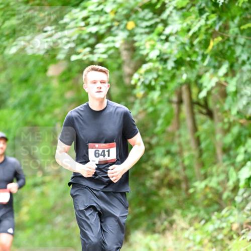 11.10.2026 - Bramfelder Halbmarathon 2026 Dr. Thomas Lammeyer http://msf.ph/oto/10824456 11.10.2026 10:42:59 Laufen 260, 641 meine-sportfotos.de