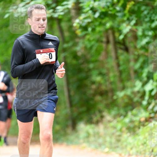 11.10.2026 - Bramfelder Halbmarathon 2026 Dr. Thomas Lammeyer http://msf.ph/oto/10824528 11.10.2026 10:43:23 Laufen 35, 0 meine-sportfotos.de