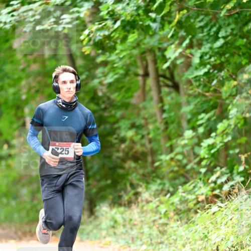 11.10.2026 - Bramfelder Halbmarathon 2026 Dr. Thomas Lammeyer http://msf.ph/oto/10824606 11.10.2026 10:43:52 Laufen 25 meine-sportfotos.de