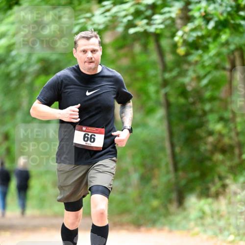 11.10.2026 - Bramfelder Halbmarathon 2026 Dr. Thomas Lammeyer http://msf.ph/oto/10824734 11.10.2026 10:44:51 Laufen 66 meine-sportfotos.de