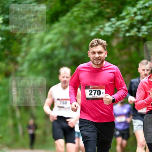 11.10.2026 - Bramfelder Halbmarathon 2026 Dr. Thomas Lammeyer http://msf.ph/oto/10825055 11.10.2026 10:47:20 Laufen 35, 270 meine-sportfotos.de