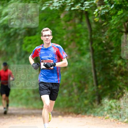11.10.2026 - Bramfelder Halbmarathon 2026 Dr. Thomas Lammeyer http://msf.ph/oto/10825165 11.10.2026 10:48:02 Laufen  meine-sportfotos.de