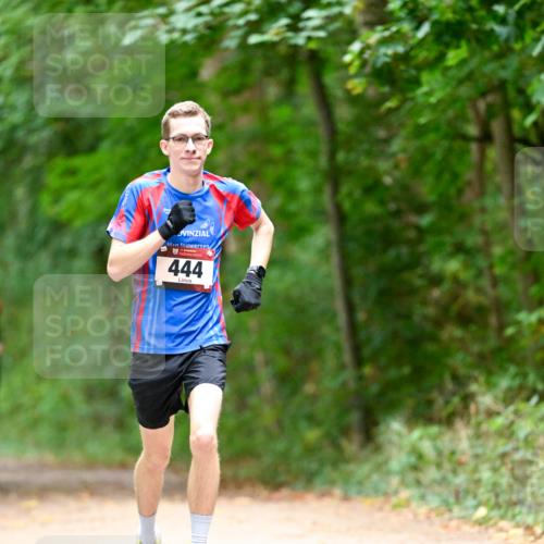 11.10.2026 - Bramfelder Halbmarathon 2026 Dr. Thomas Lammeyer http://msf.ph/oto/10825167 11.10.2026 10:48:02 Laufen 444 meine-sportfotos.de
