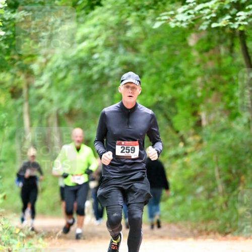 11.10.2026 - Bramfelder Halbmarathon 2026 Dr. Thomas Lammeyer http://msf.ph/oto/10825272 11.10.2026 10:48:52 Laufen 259, 274 meine-sportfotos.de