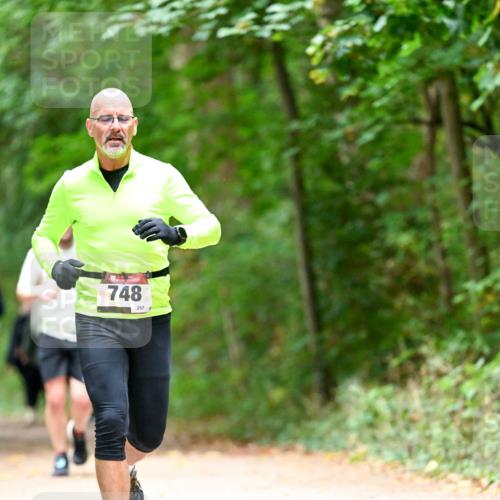 11.10.2026 - Bramfelder Halbmarathon 2026 Dr. Thomas Lammeyer http://msf.ph/oto/10825301 11.10.2026 10:48:58 Laufen 748, 257 meine-sportfotos.de