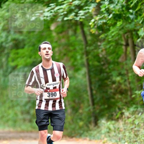 11.10.2026 - Bramfelder Halbmarathon 2026 Dr. Thomas Lammeyer http://msf.ph/oto/10825465 11.10.2026 10:50:07 Laufen 390 meine-sportfotos.de
