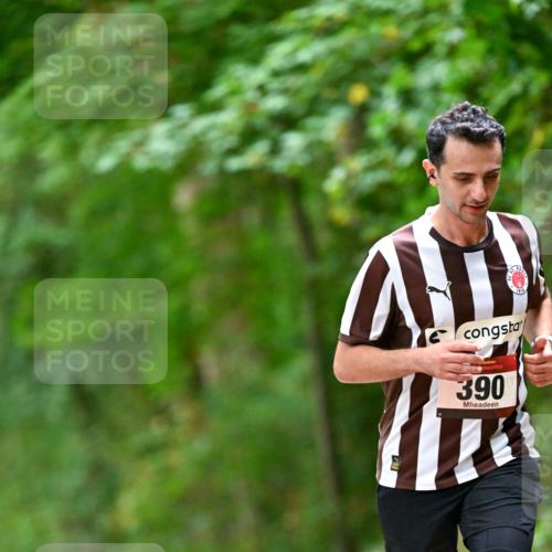 11.10.2026 - Bramfelder Halbmarathon 2026 Dr. Thomas Lammeyer http://msf.ph/oto/10825476 11.10.2026 10:50:09 Laufen 390 meine-sportfotos.de