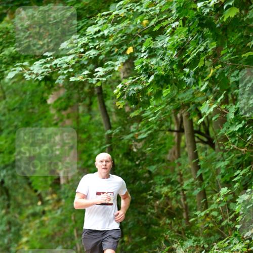 11.10.2026 - Bramfelder Halbmarathon 2026 Dr. Thomas Lammeyer http://msf.ph/oto/10825519 11.10.2026 10:50:20 Laufen  meine-sportfotos.de