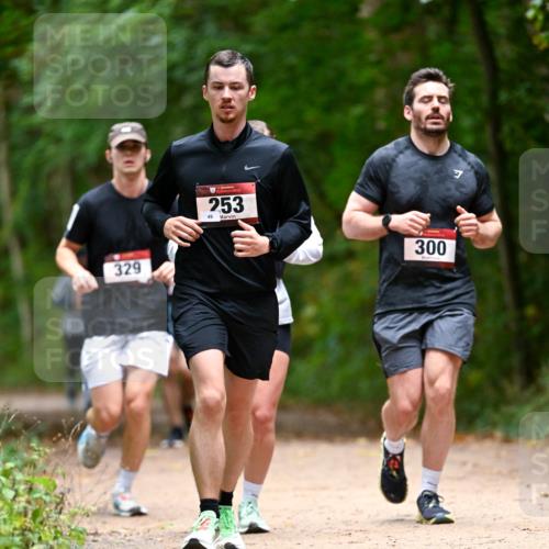 11.10.2026 - Bramfelder Halbmarathon 2026 Dr. Thomas Lammeyer http://msf.ph/oto/10825666 11.10.2026 10:50:55 Laufen 329, 253, 49, 300 meine-sportfotos.de