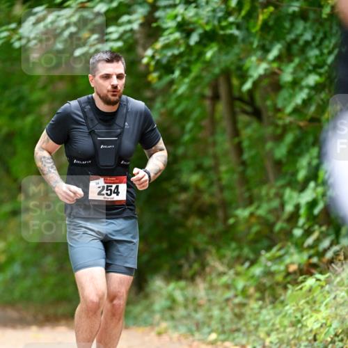 11.10.2026 - Bramfelder Halbmarathon 2026 Dr. Thomas Lammeyer http://msf.ph/oto/10825693 11.10.2026 10:51:00 Laufen 254 meine-sportfotos.de
