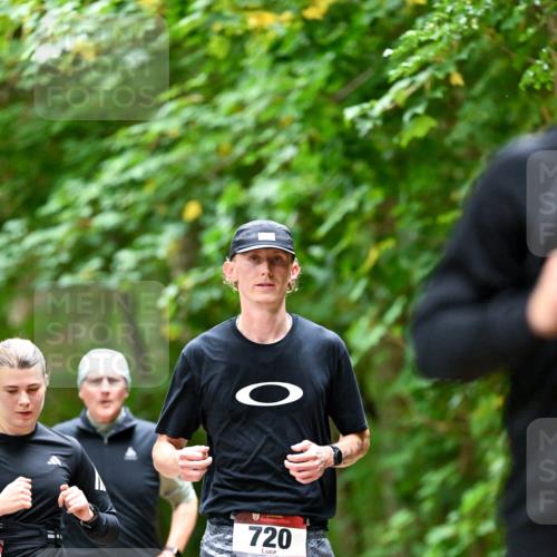 11.10.2026 - Bramfelder Halbmarathon 2026 Dr. Thomas Lammeyer http://msf.ph/oto/10825812 11.10.2026 10:51:38 Laufen 18, 720, 999 meine-sportfotos.de