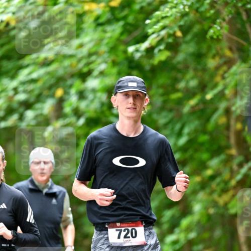 11.10.2026 - Bramfelder Halbmarathon 2026 Dr. Thomas Lammeyer http://msf.ph/oto/10825815 11.10.2026 10:51:38 Laufen 18, 720, 999 meine-sportfotos.de