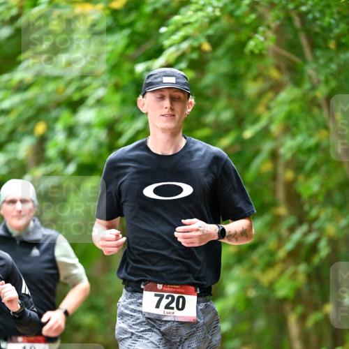 11.10.2026 - Bramfelder Halbmarathon 2026 Dr. Thomas Lammeyer http://msf.ph/oto/10825817 11.10.2026 10:51:39 Laufen 18, 720, 999 meine-sportfotos.de