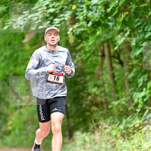 11.10.2026 - Bramfelder Halbmarathon 2026 Dr. Thomas Lammeyer http://msf.ph/oto/10826719 11.10.2026 10:58:11 Laufen 16 meine-sportfotos.de