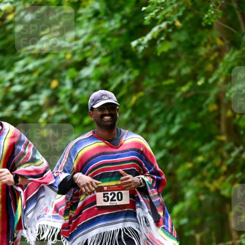 11.10.2026 - Bramfelder Halbmarathon 2026 Dr. Thomas Lammeyer http://msf.ph/oto/10826857 11.10.2026 10:59:18 Laufen 217, 35, 520 meine-sportfotos.de