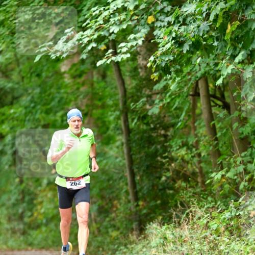 11.10.2026 - Bramfelder Halbmarathon 2026 Dr. Thomas Lammeyer http://msf.ph/oto/10826897 11.10.2026 10:59:28 Laufen 262 meine-sportfotos.de