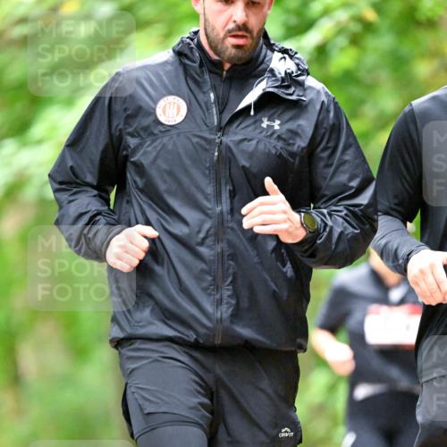 11.10.2026 - Bramfelder Halbmarathon 2026 Dr. Thomas Lammeyer http://msf.ph/oto/10827096 11.10.2026 11:00:33 Laufen 1910 meine-sportfotos.de