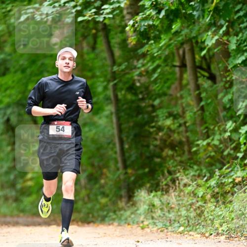 11.10.2026 - Bramfelder Halbmarathon 2026 Dr. Thomas Lammeyer http://msf.ph/oto/10827102 11.10.2026 11:00:36 Laufen 54 meine-sportfotos.de