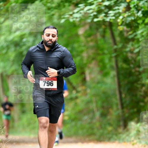 11.10.2026 - Bramfelder Halbmarathon 2026 Dr. Thomas Lammeyer http://msf.ph/oto/10827192 11.10.2026 11:01:12 Laufen 796 meine-sportfotos.de